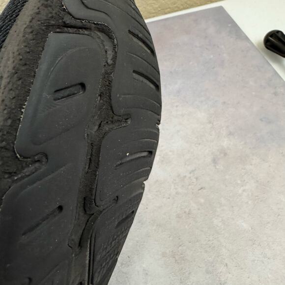 Brooks Ghost Max Mens 11.5 Shoes Running 1104061D020 Black Sneaker Gym Athletic - Picture 12 of 15